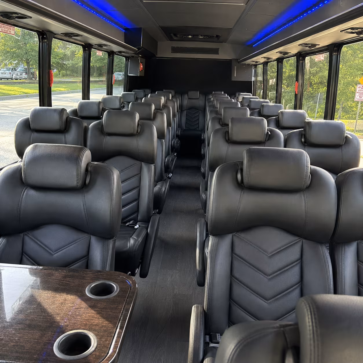 airport shuttle buses for wedding guests flying into msp