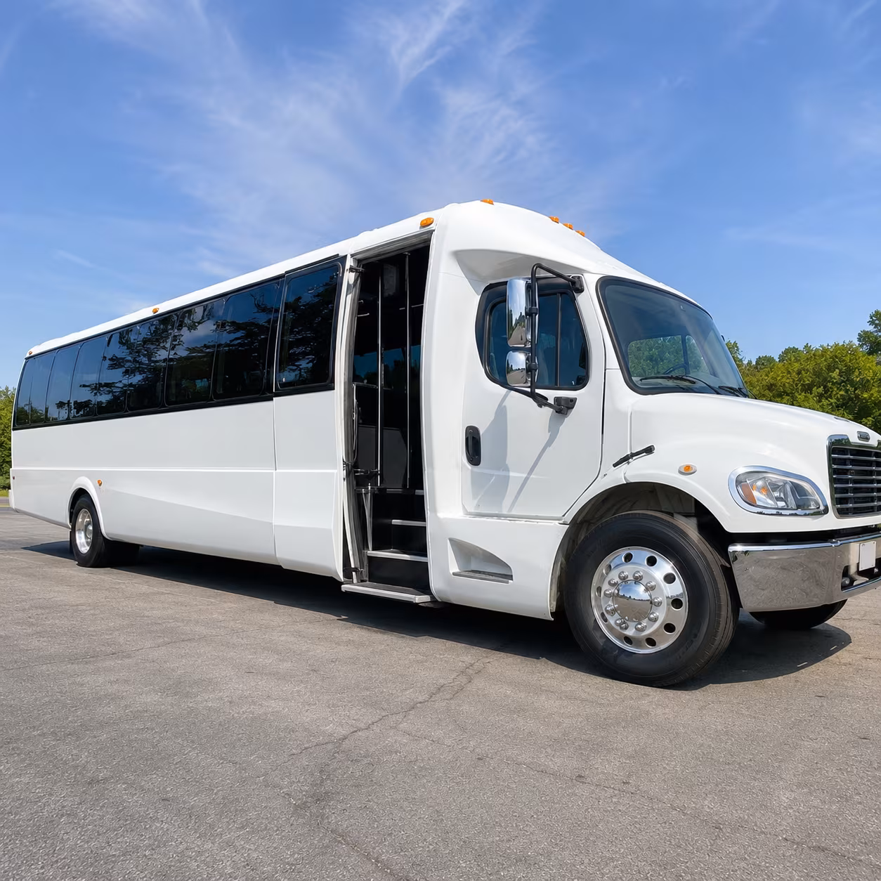 bus rentals for corporate airport transfers at msp