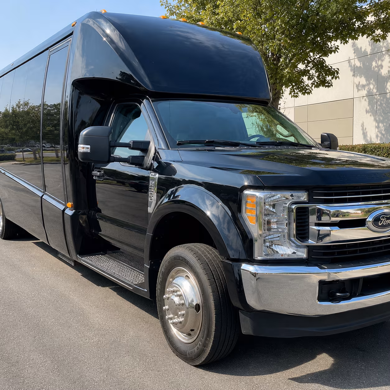 charter buses for minnesota zoo field trips in bloomington