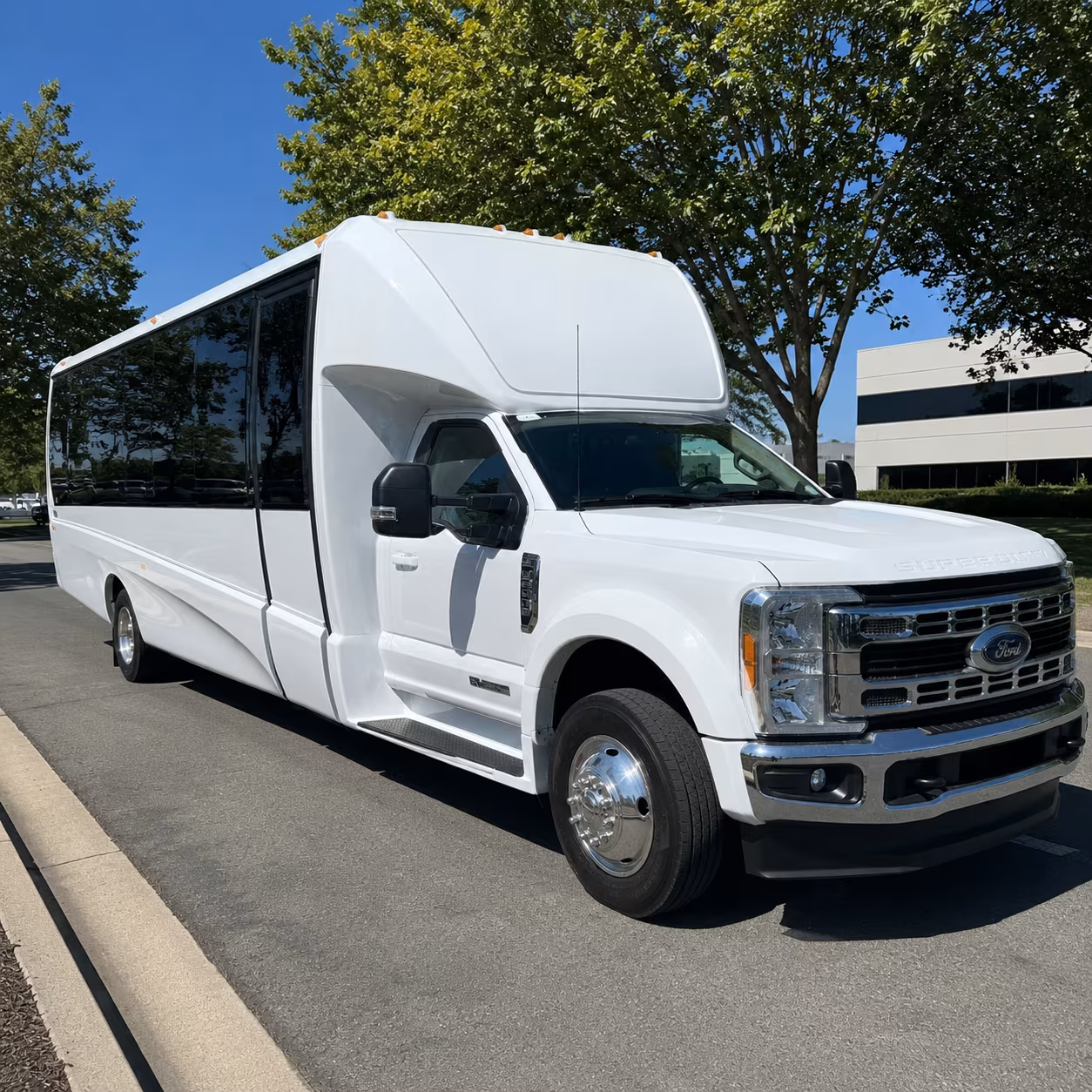 festival and outdoor concert bus rentals near bloomington minnesota
