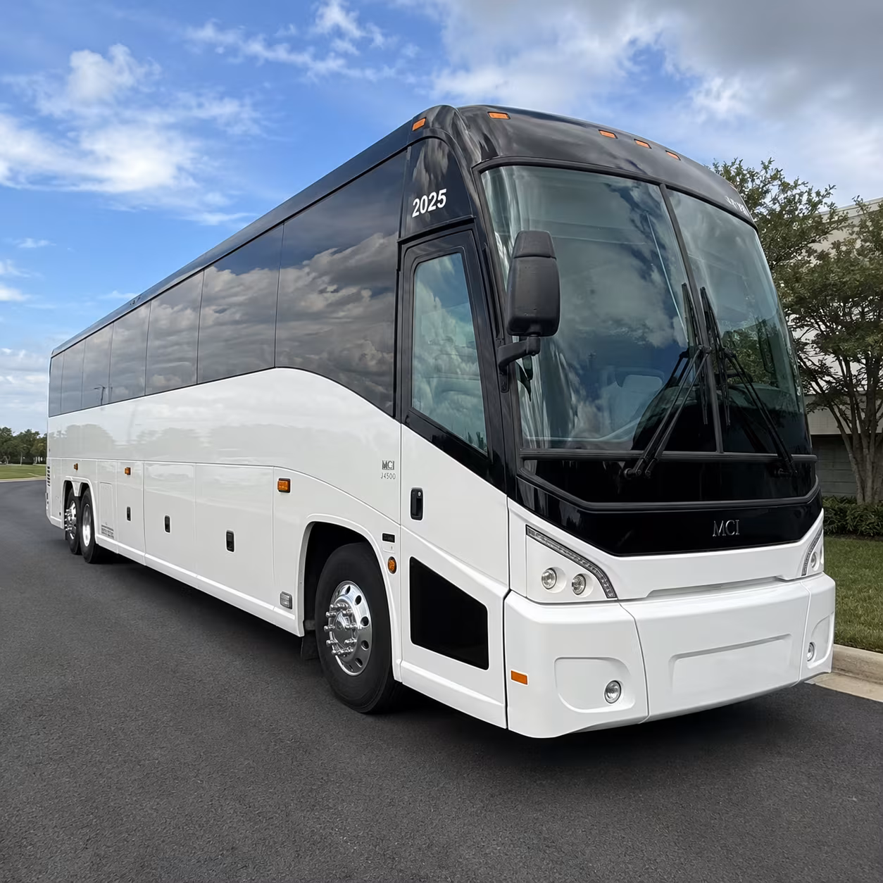 overnight and multi day charter bus rentals from bloomington