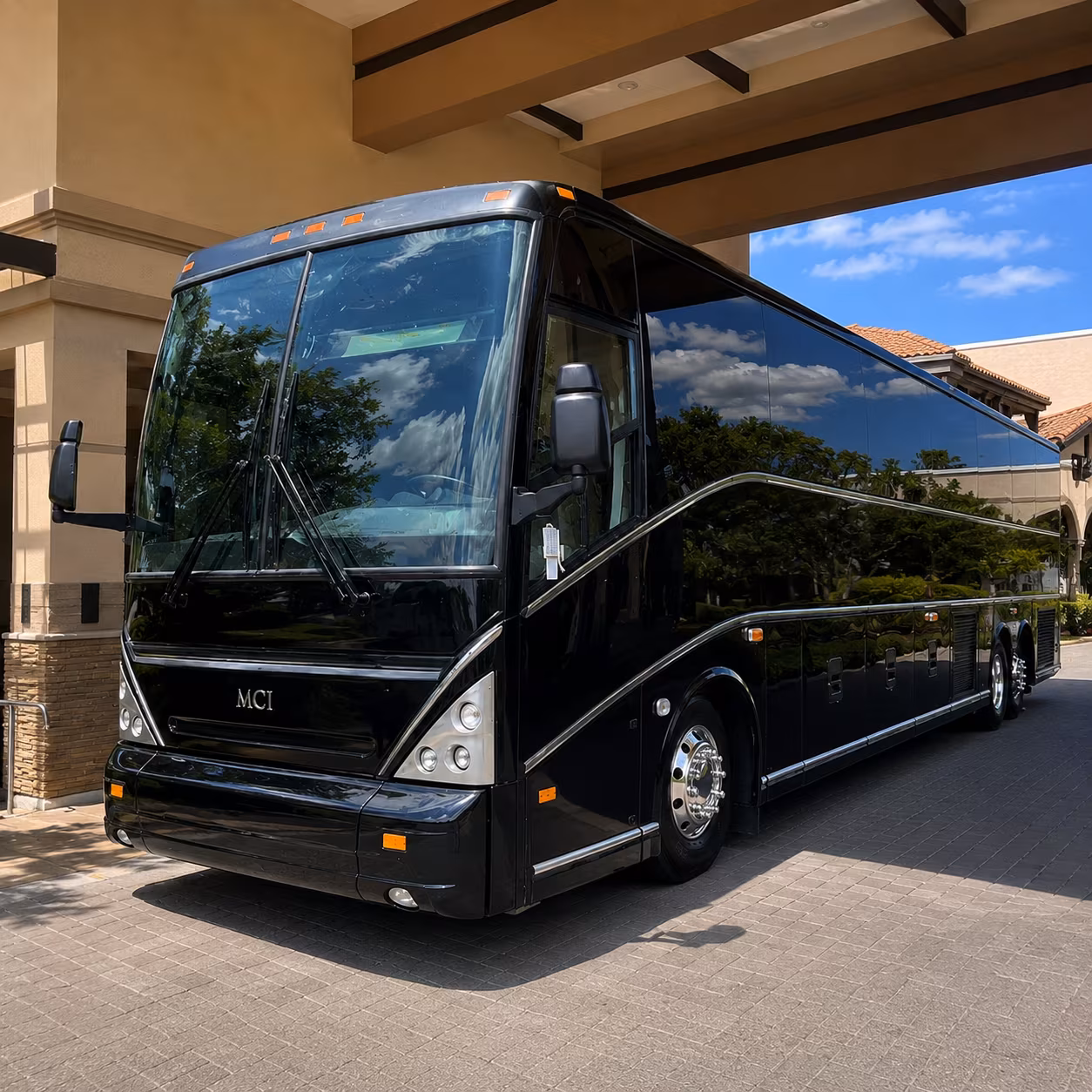 shuttle buses for bloomington s normandale lake office park corridor