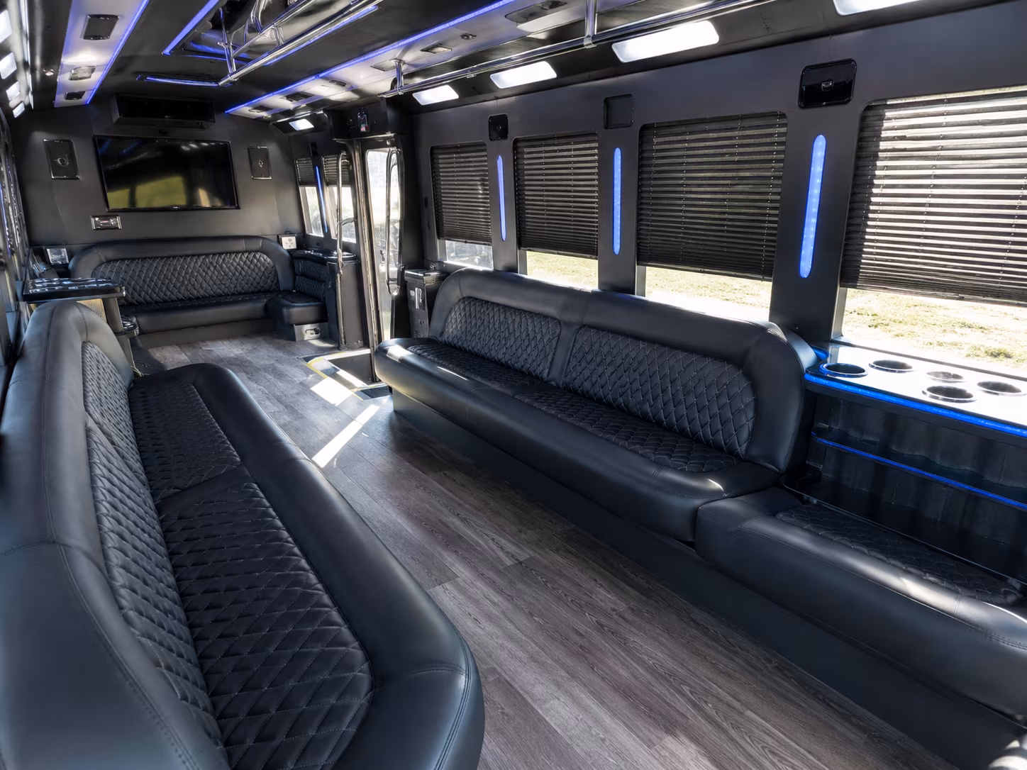 why rent using bloomingtoncoachbusservice com